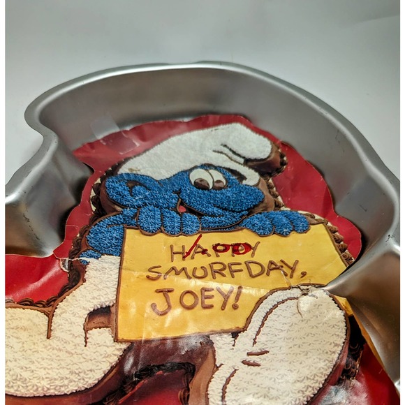 Vintage Wilton Smurf Cake Pan 1983 Aluminum Mold Tin Bakeware - Picture 3 of 6